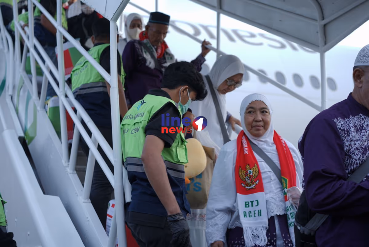 Jemaah haji aceh tiba line1news fakhrurrazi HL