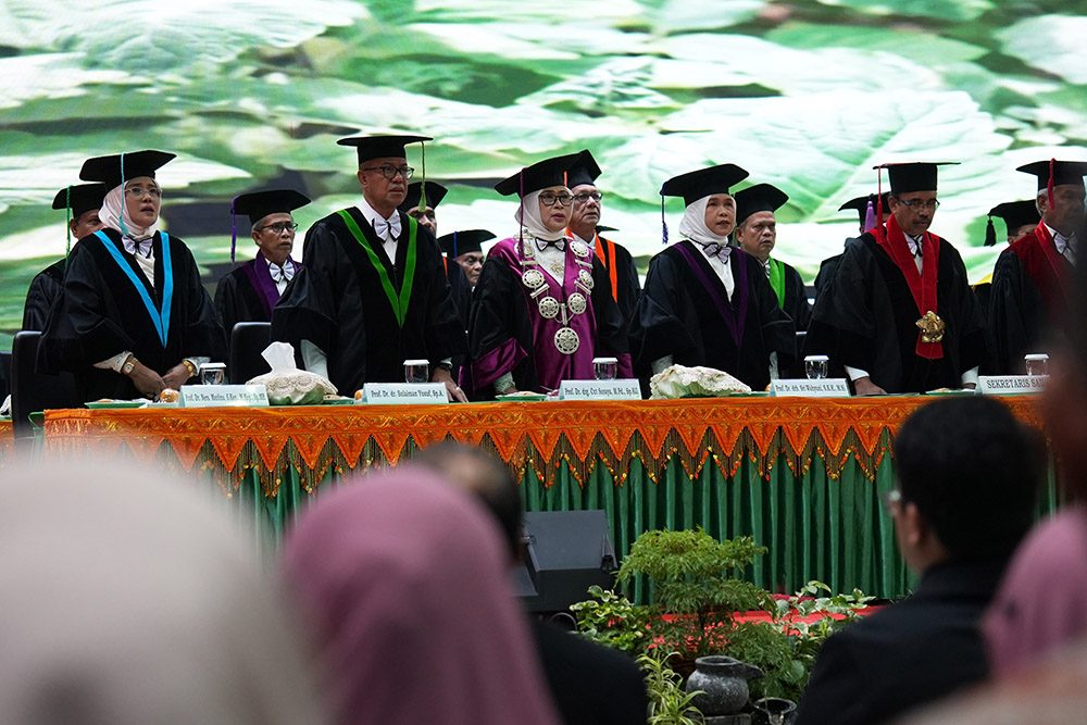 4 profesor baru USK
