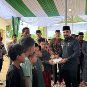 Bupati Al Farlaky