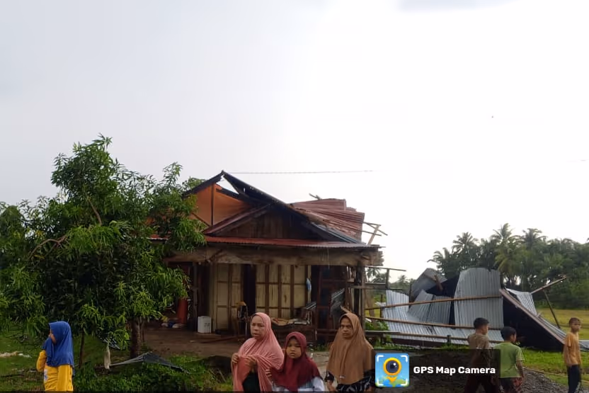 Kondisi rumah warga di Tanjong Hagu, Samudera, Aceh Utara