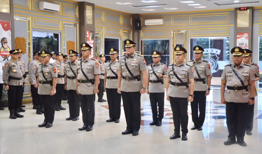 Sertijab enam pejabat Polda Aceh