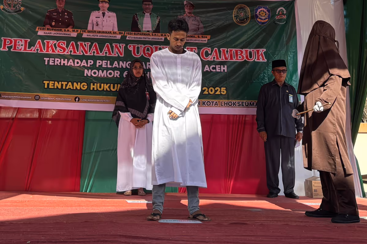 eksekusi cambuk lhokseumawe (9)
