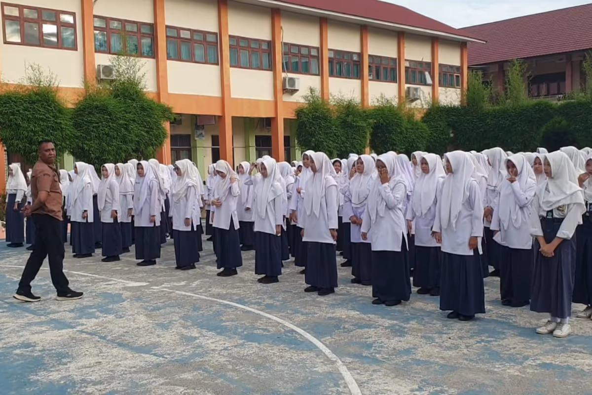 hari pertama sekolah (4)