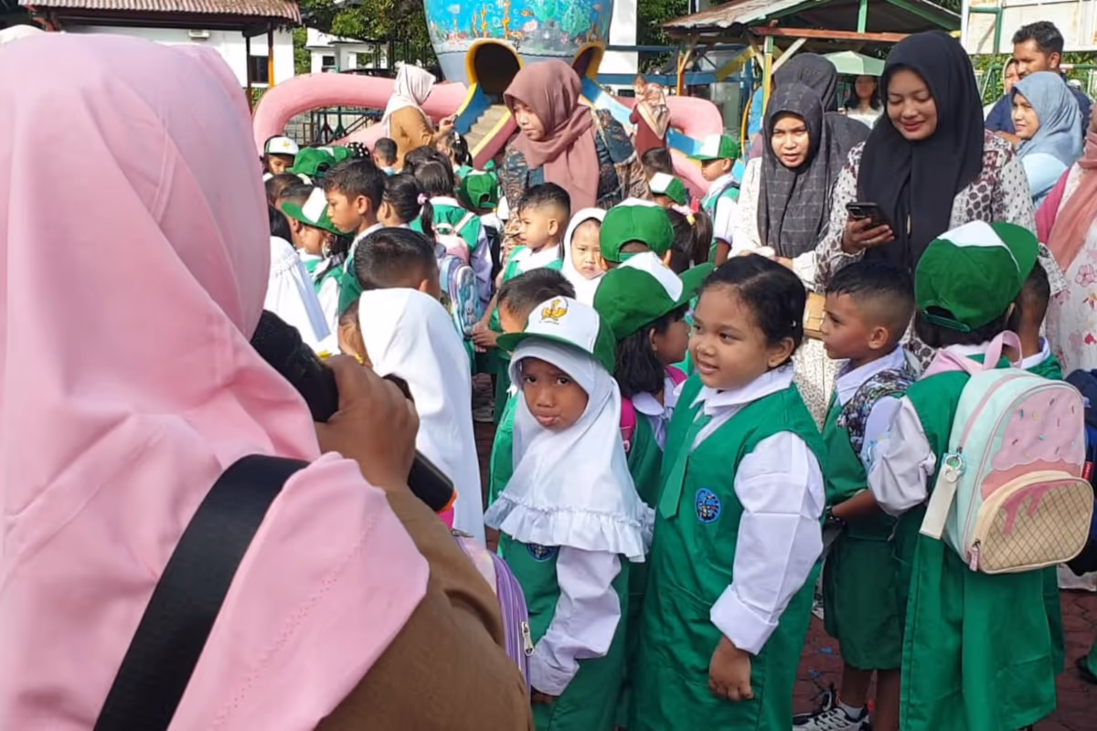 hari pertama sekolah (5)