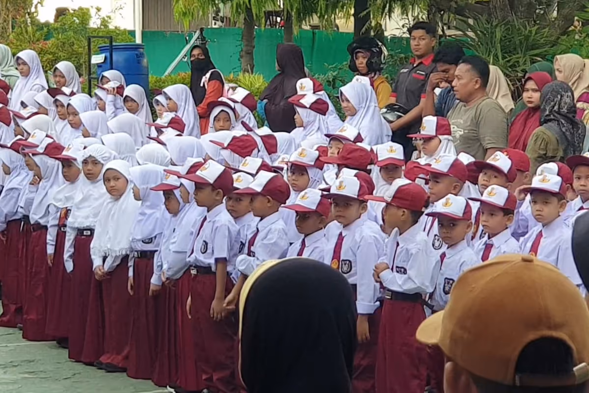 hari pertama sekolah (6)