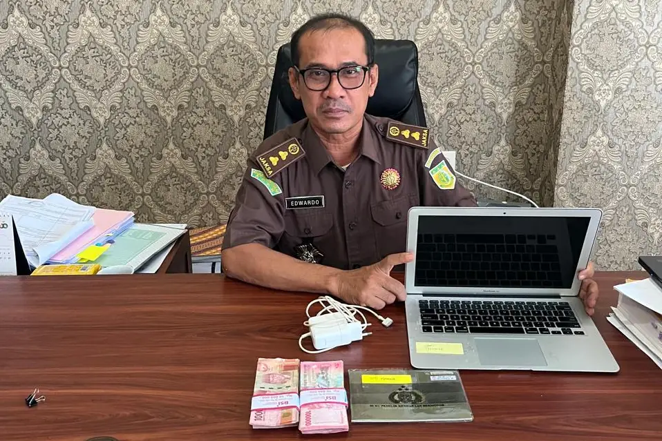 Alat bukti disita dari kantor PT Patna
