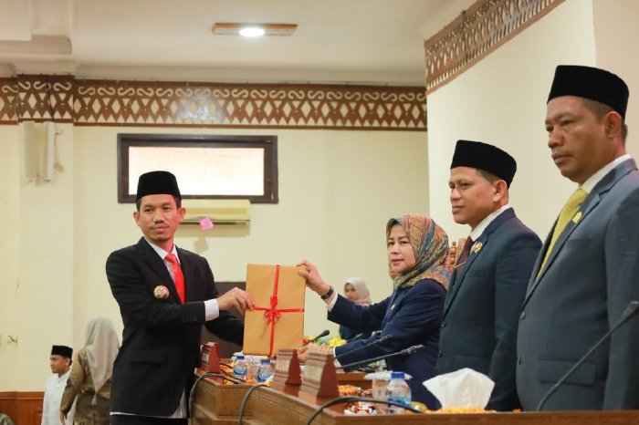 Bupati Aceh Barat