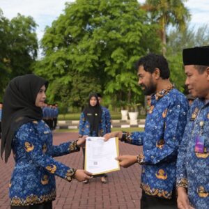 Mualem serahkan SK PPPK tahap I