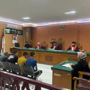 4 terdakwa perkara sabu