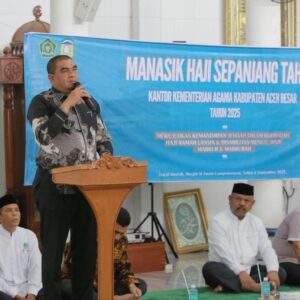 Kakan Kemenag Aceh Besar saat Manasik Haji Sepanjang Tahun 2025