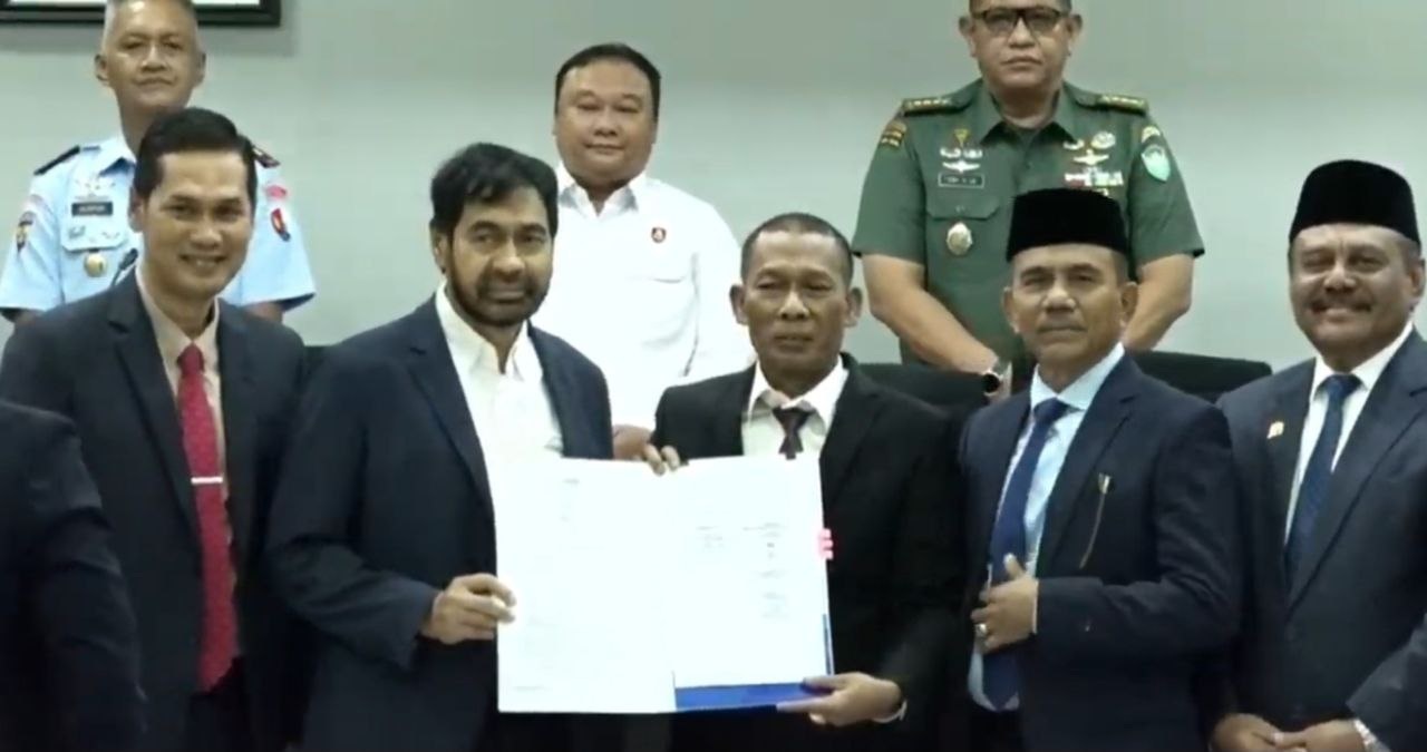 Mualem dan DPRA usai teken perubahan KUA PPAS 2025