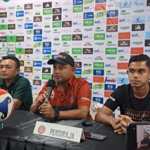 Pelatih Kepala Persiraja Banda Aceh Akhyar Ilyas