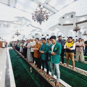 Pengemudi ojol di Banda Aceh salat gaib untuk Affan