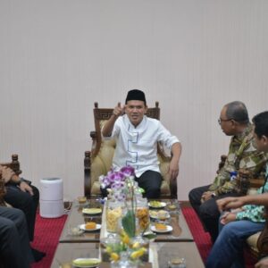 Wagub Fadhlullah dan PT Pos Indonesi