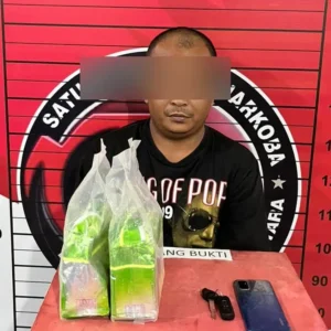 S dan barang bukti sabu sabu