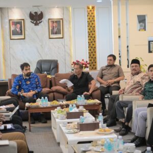 Mualem dan DPRA bahas RAPBA 2026