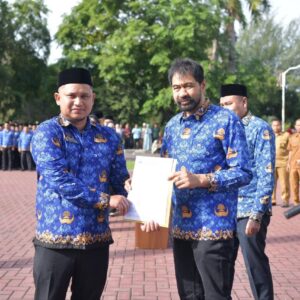 Mualem serahkan SK pengangkatan PPPK