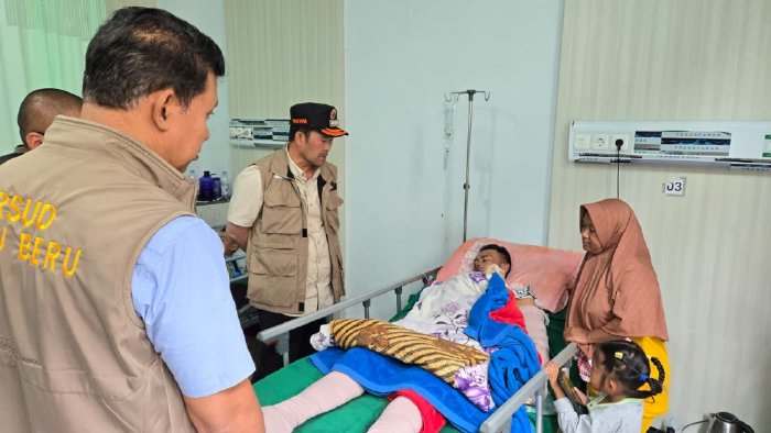 Bupati Haili di RSUD Datu Beru