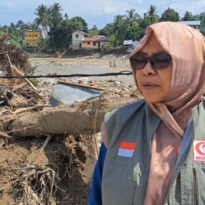 Ira Koor MER C Aceh kunjungi lokasi dampak banjir