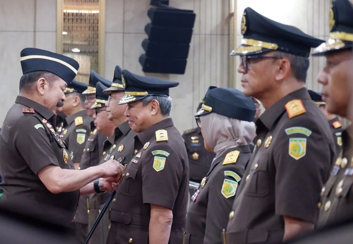 Jaksa Agung sertijab pejabat Kejaksaan