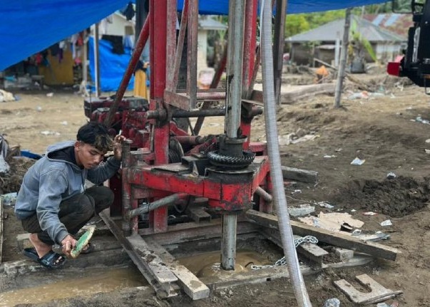 Kementerian ESDM bangun sumur bor di lokasi pengungsian