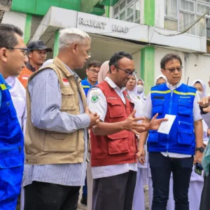 Menteri Kesehatan meninjau Bener Meriah