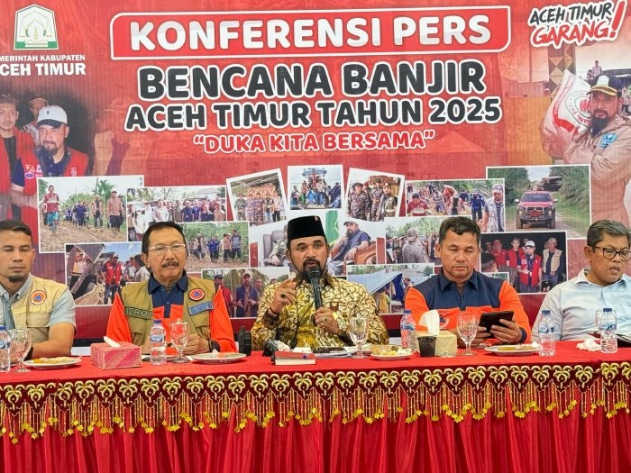Bupati Al Farlaky konpres data dampak banjir