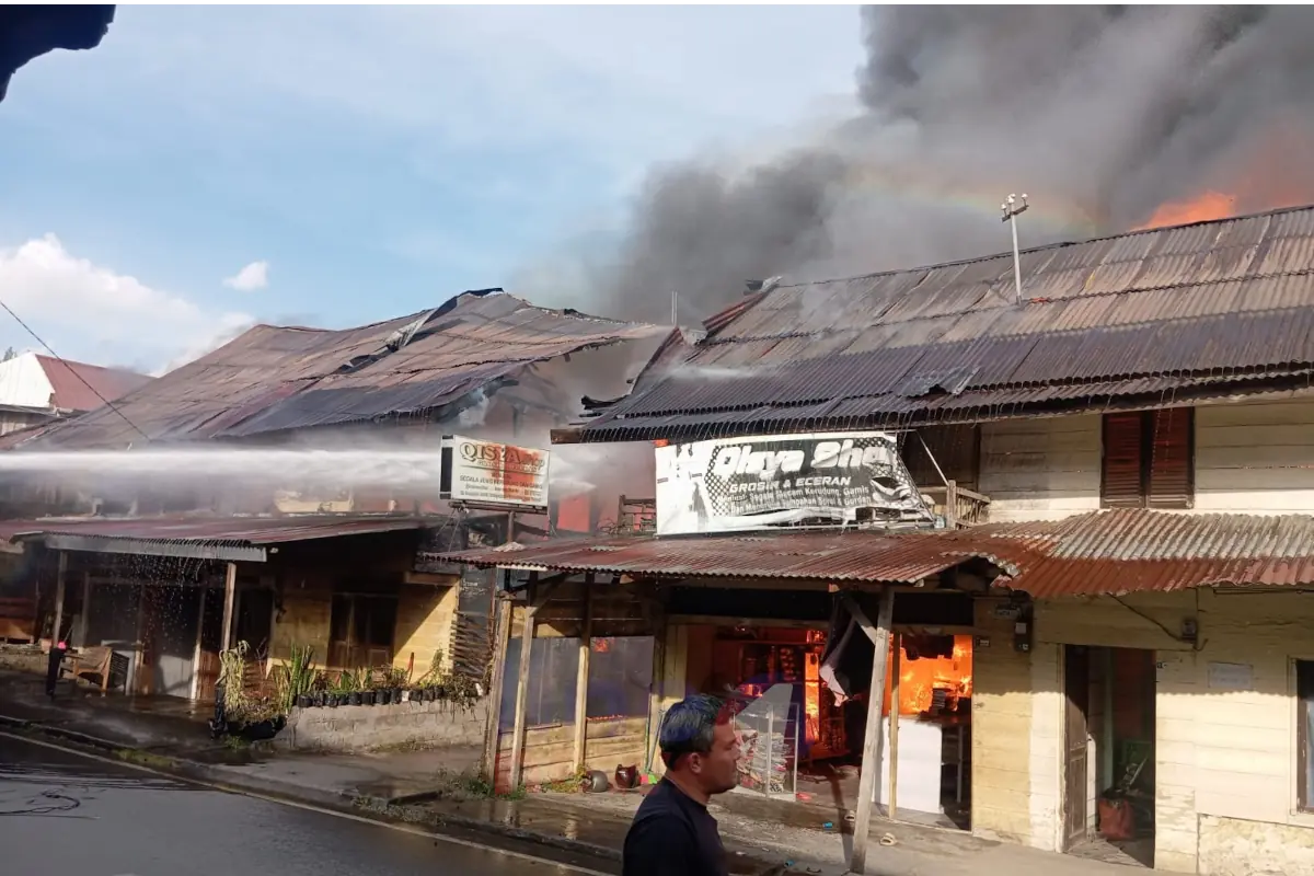 Kebakaran Desa Bukit Kebayakan4