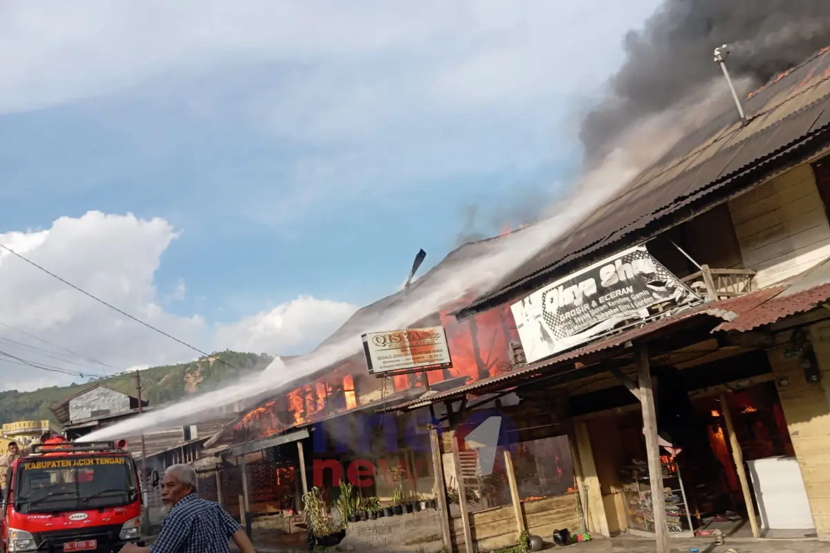 Kebakaran Desa Bukit Kebayakan5