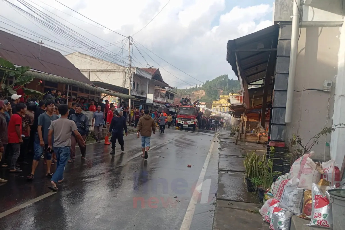 Kebakaran Desa Bukit Kebayakan6