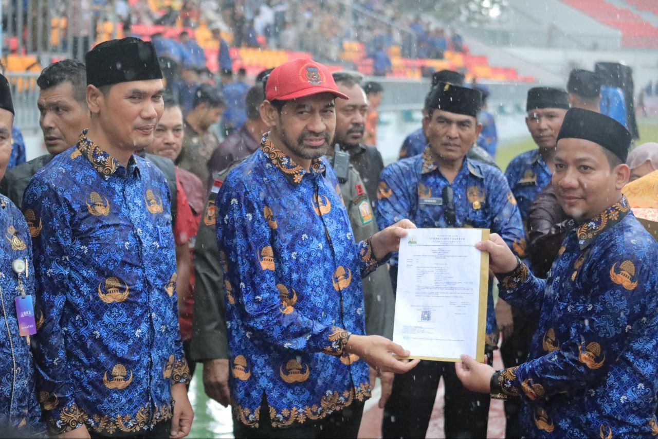 Mualem serahkan SK PPPK Aceh