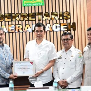 PT DSI serahkan sistem layanan panggilan darurat 112