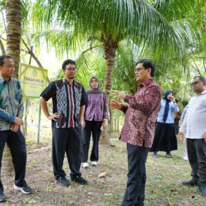 Rektor UINAR bersama Tim Bappenas dan Kemenag