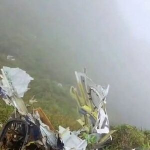 Serpihan pesawat ATR 42 500 di Gunung Bulusaraung