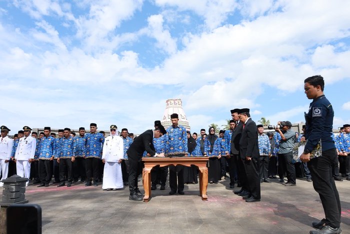 Bupati Aceh Barat Tarmizi