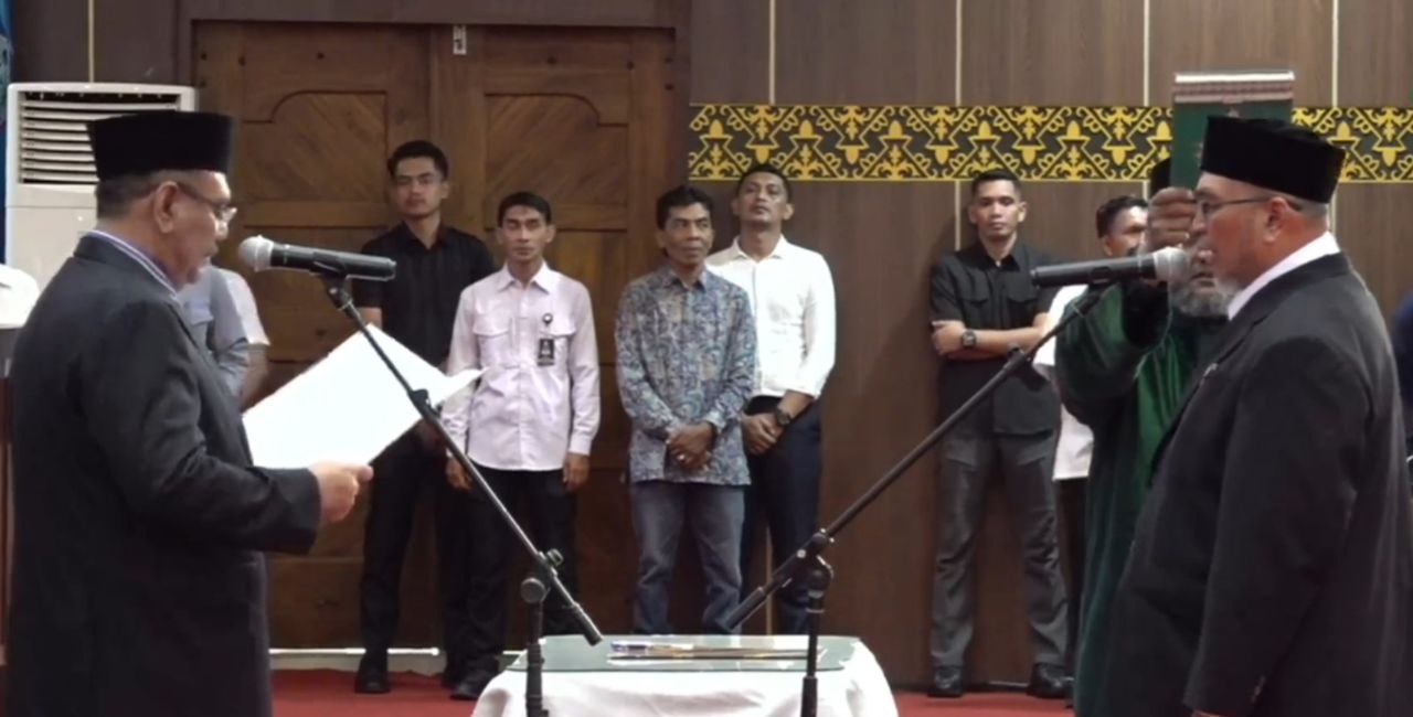 Pelantikan M Nizar PAW DPRA