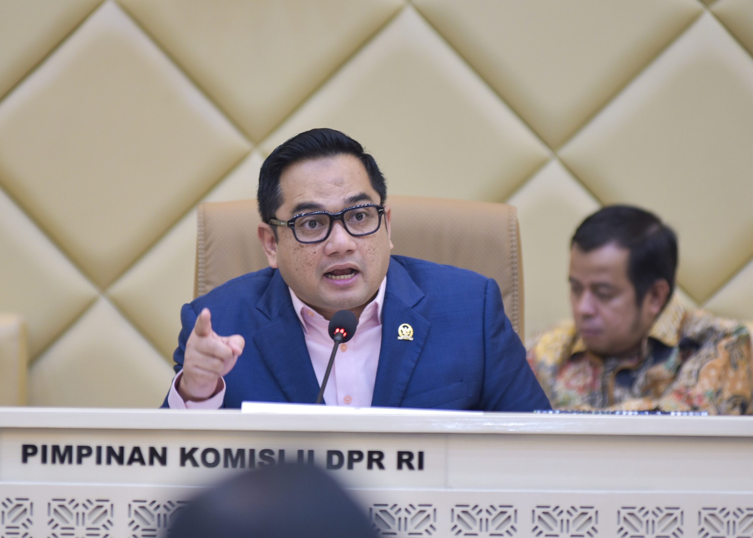 Komisi II DPR RI bahasa Dana Otsus Aceh dengan Mendagri