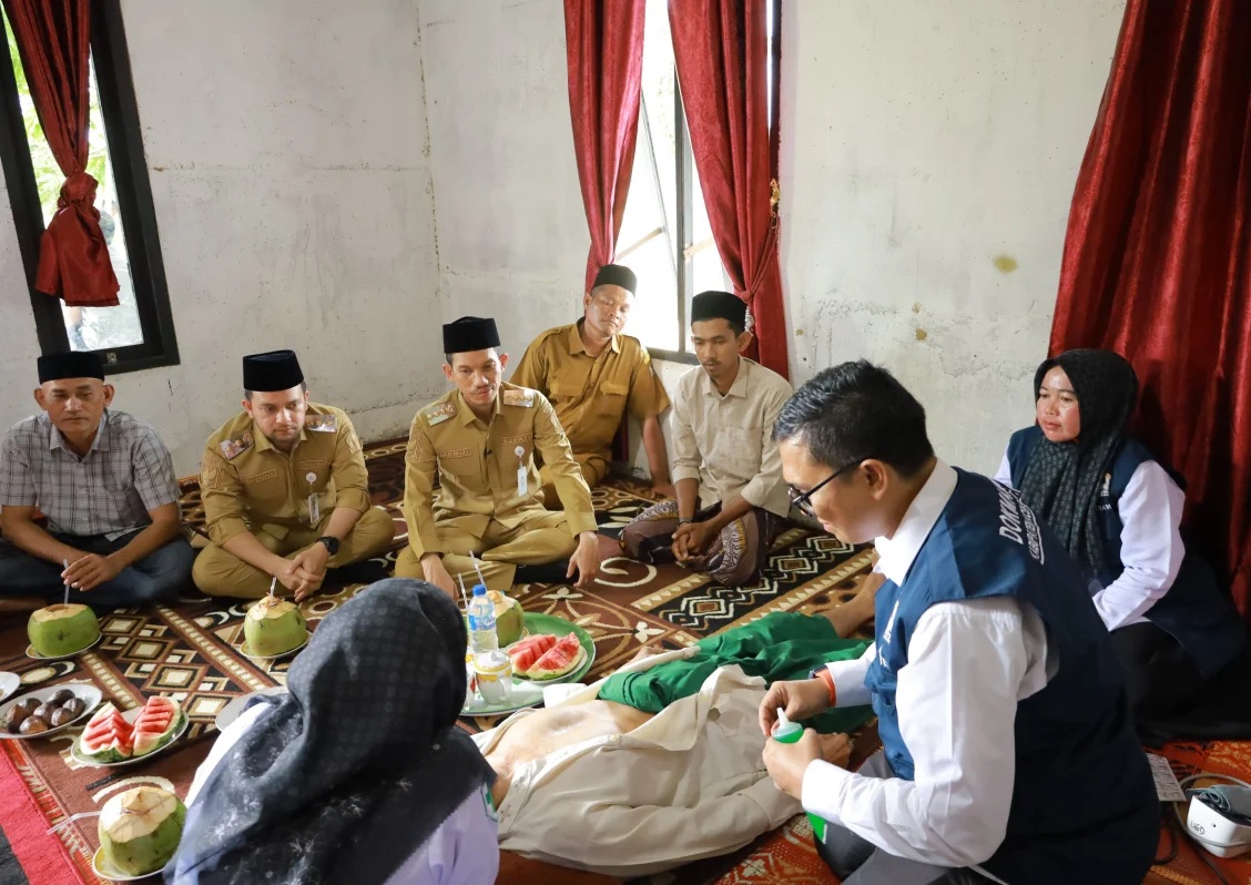 Bupati Tarmizi berhantor sehari di Gampong Peulanteu SP