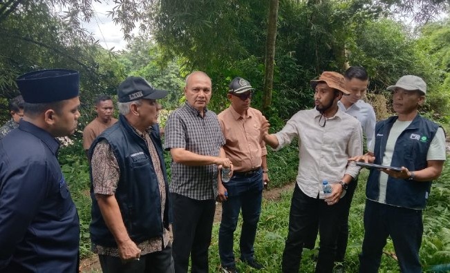 DPRK Aceh Besar bersama PDAM tinjau lokasi pembangunan WTP Seulimum