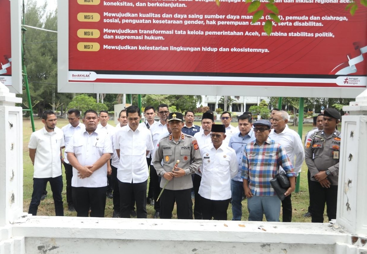 Kapolda Aceh Aceh lihat lokasi kerusakan imbas unjuk rasa ricuh