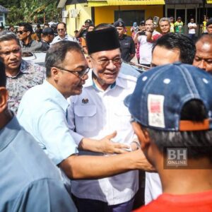 PM Anwar Ibrahim penyerahan lembu korban