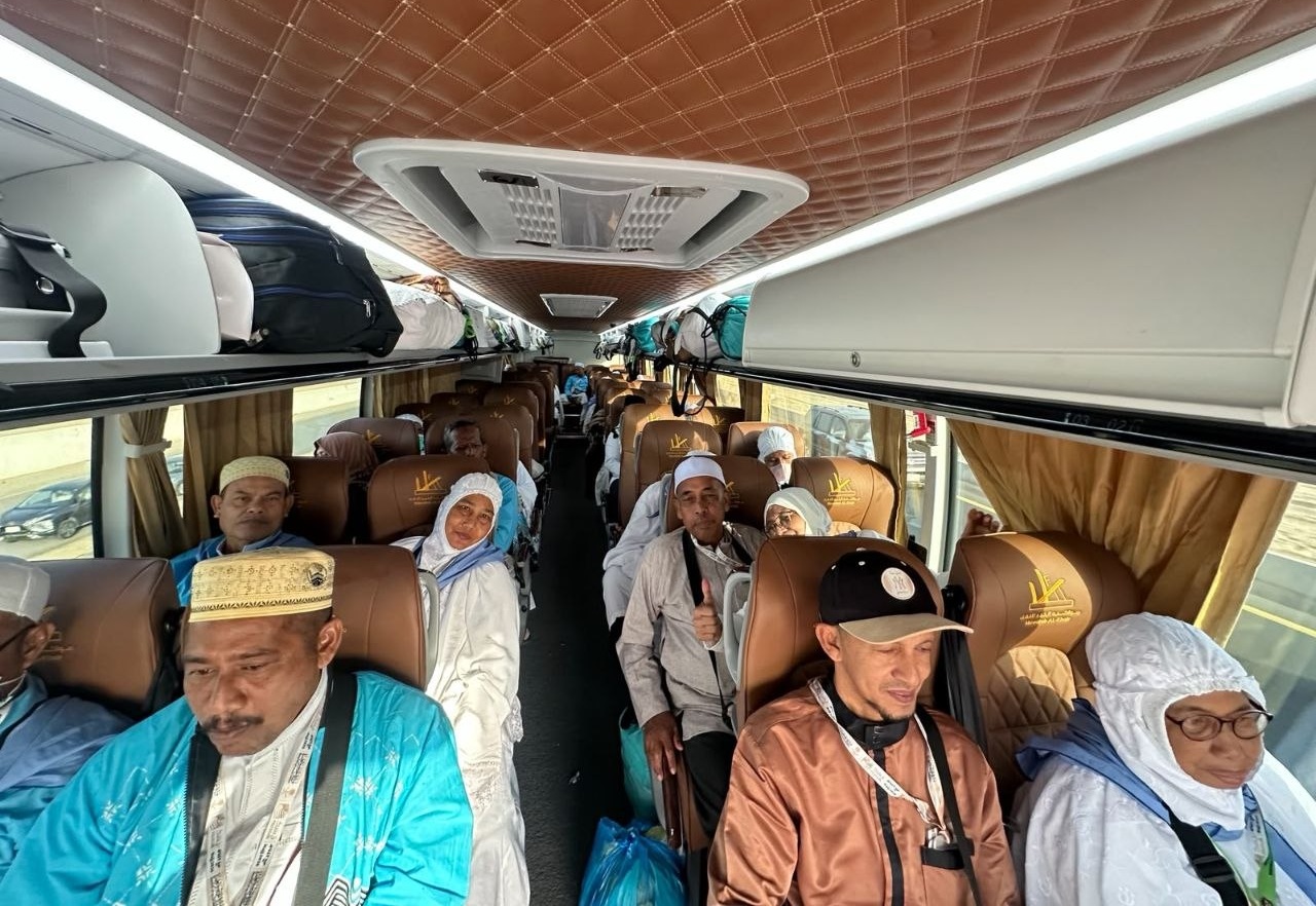Jemaah haji Aceh dari Makkah ke Madinah