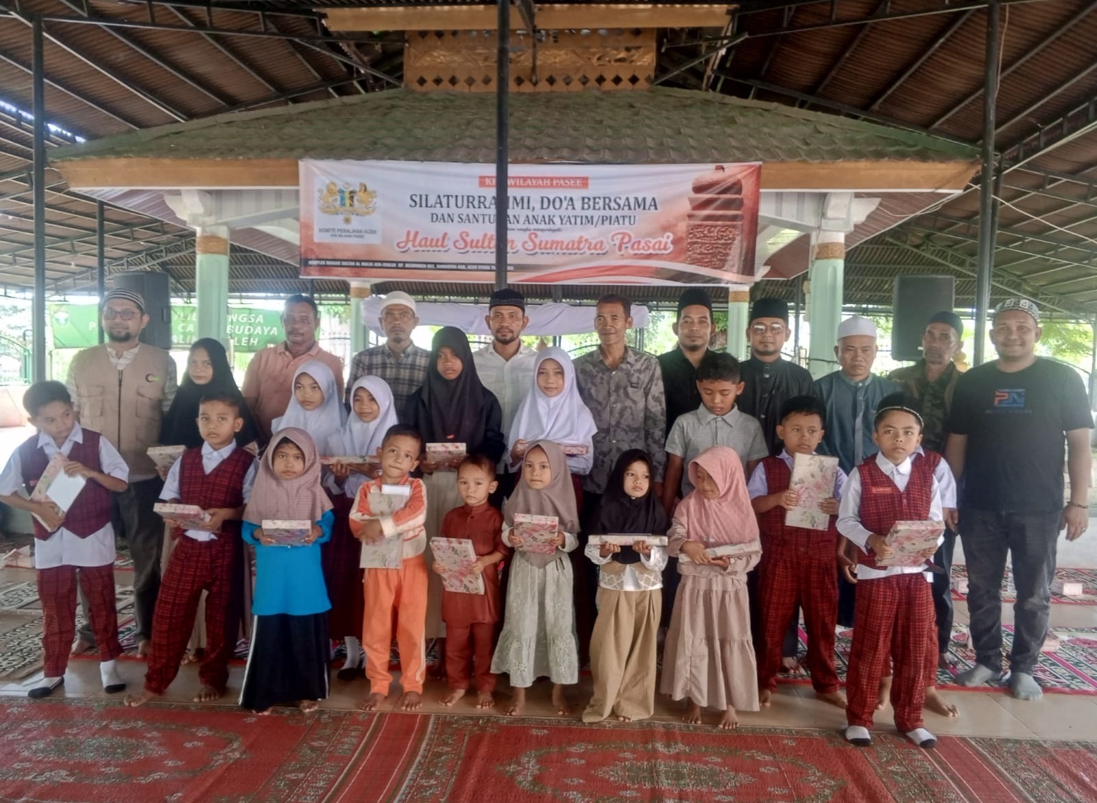 KPA Pase bersama anak yatim di Haul Malik Az Zahir