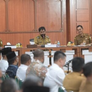 Mualem Dek Fadh dan Sekda Nasir