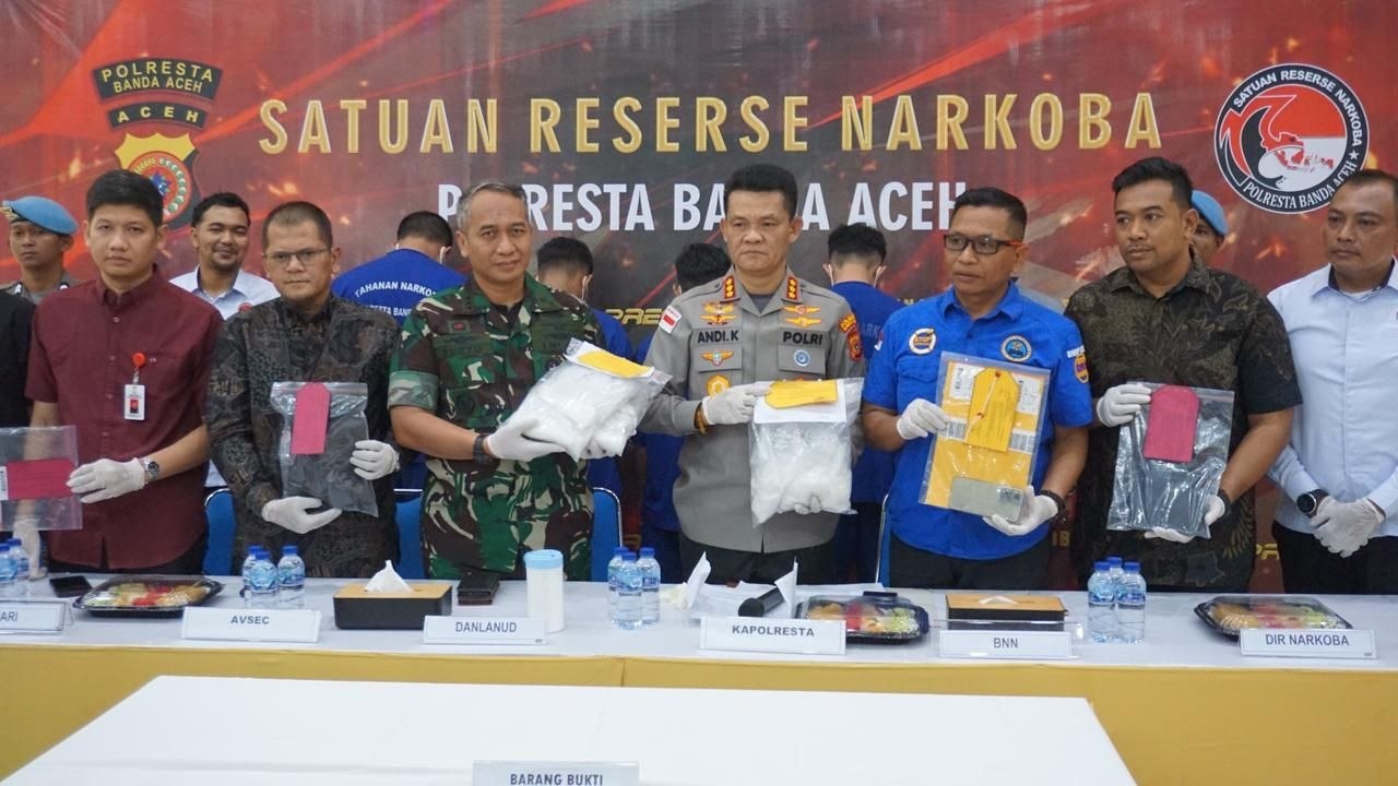 Polresta Banda Aceh konferensi pers kasus sabu
