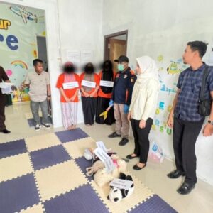 Rekonstruksi kasus aniaya bayi di Banda Aceh