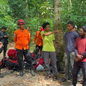 Tim SAR gabungan cari pendaki hilang di Gunung Seulawah