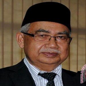 Zaini Abdullah mantan Gubernur Aceh