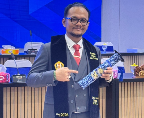 Aryos Nivada raih Doktor Ilmu Politik Unpad Bandung