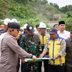BPJN Aceh dan Satgas PRR tinjau lokasi rehab rekon Aceh Tengah